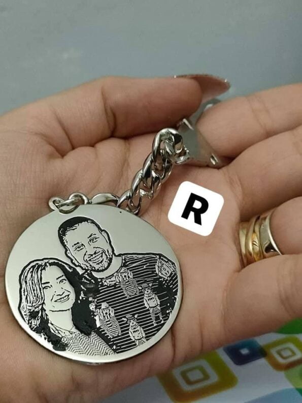 ميدالية بالصورة